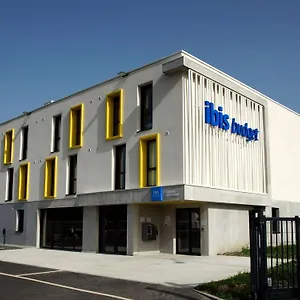 Ibis Budget Velodrome Hotel Loudéac
